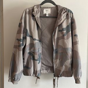 Forever 21 Camo Zip Up Windbreaker Rain Jacket size M